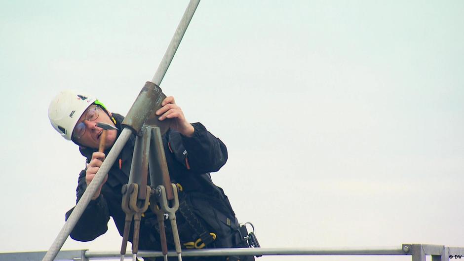 The wire rope inspectors DW 01/15/2019