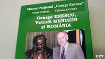 Buch auf rumänisch über George Enescu und Yehudi Menuhin