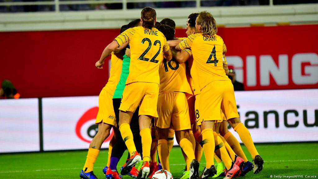 Asian Cup Australia Japan Uae Advance To Quarterfinals Sports German Football And Major International Sports News Dw 21 01 19