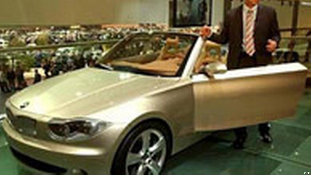 BMW Breaks Records in 2001 DW 03/12/2002