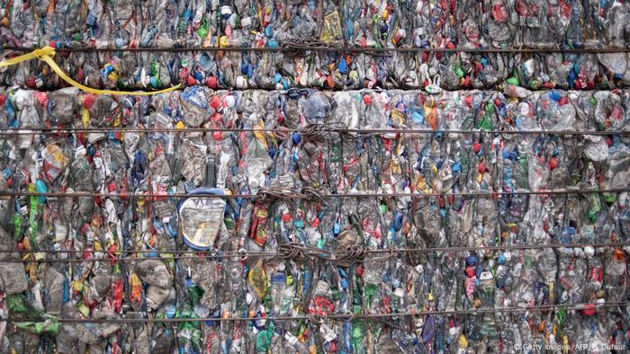China Plastikmüll (Getty Images/AFP/F. Dufour)