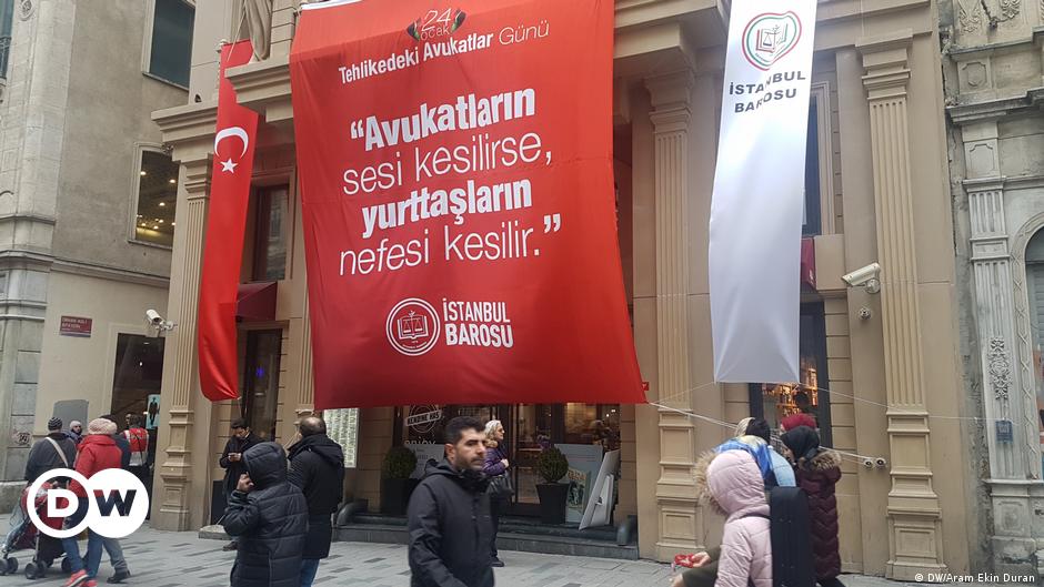 İstanbul Barosu seçime gidiyor – DW – 15.10.2021