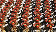 26.01.2019
TOPSHOT - An Indian Delhi Police contingent marches during the 70th Republic Day parade in New Delhi on January 26, 2019. - India celebrated its 70th Republic Day. (Photo by Prakash SINGH / AFP) (Photo credit should read PRAKASH SINGH/AFP/Getty Images)