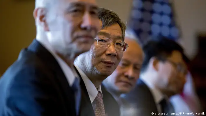 USA China Gespräche im Handelskonflikt Yi Gang (picture-alliance/AP Photo/A. Harnik)