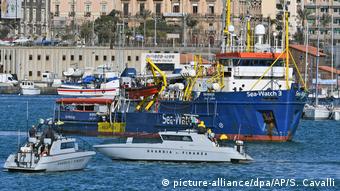 Italien Rettungsschiff Sea-Watch 3 in Hafen von Catania eingelaufen