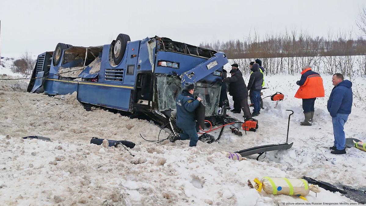 В Калужской области в аварии автобуса погибли семь человек – DW – 03.02.2019