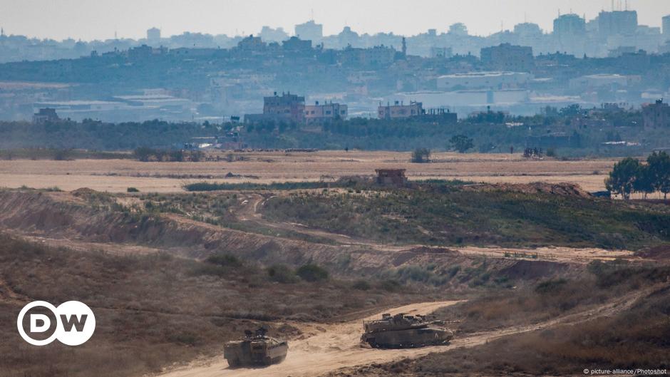 Israel Builds New Barrier Along Gaza Strip Border – DW – 02/04/2019