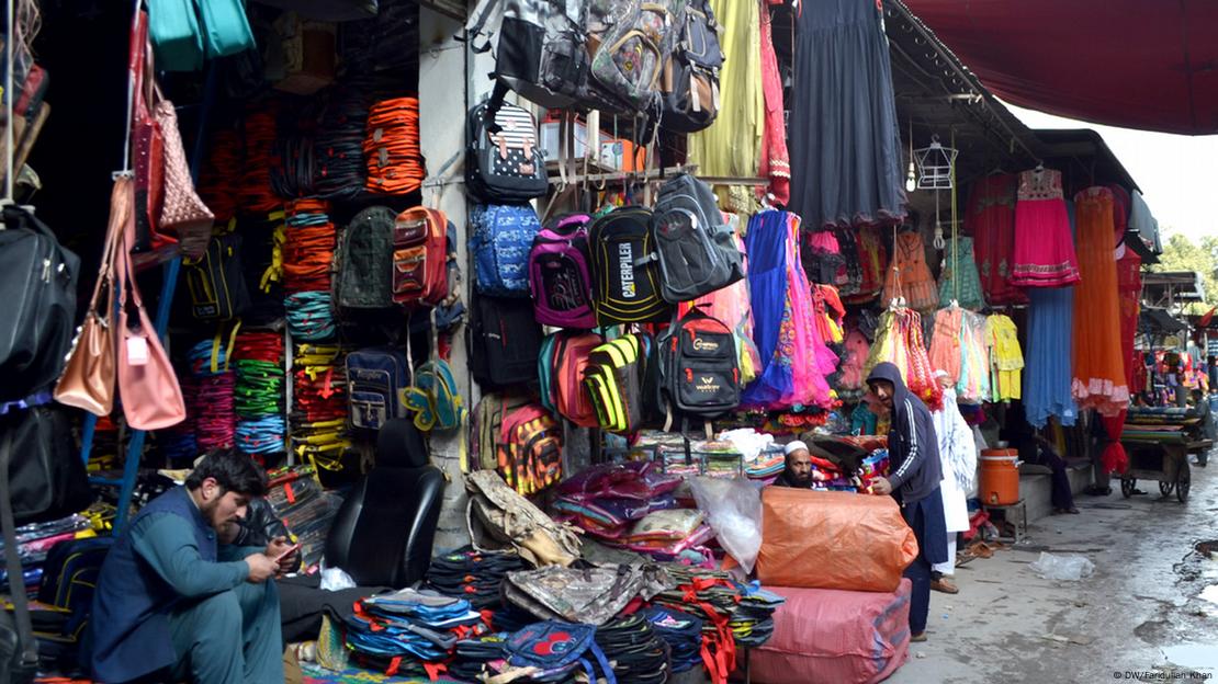 پېښور کې افغان کډوال