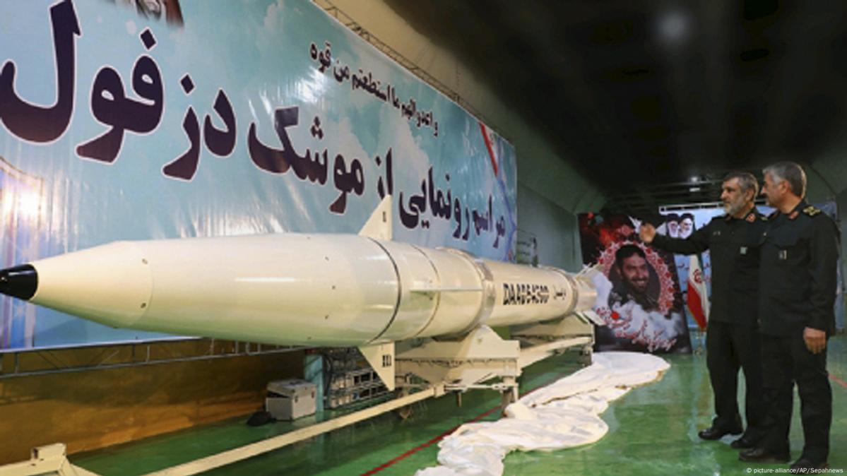 Iran Unveils New Ballistic Missile Dw 02 08 2019