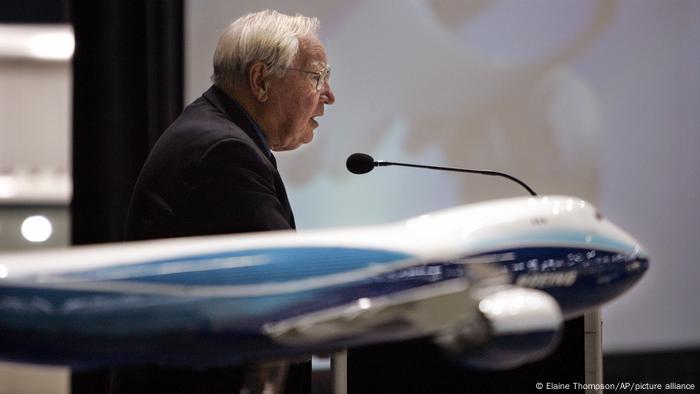 Joe Sutter, der Chef des Design-Teams und Vater der 747, hier im Dezember 2009 in Everett
