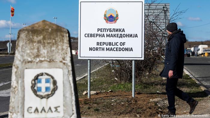 Nord-Mazedonien Umbenennung Grenzschilder