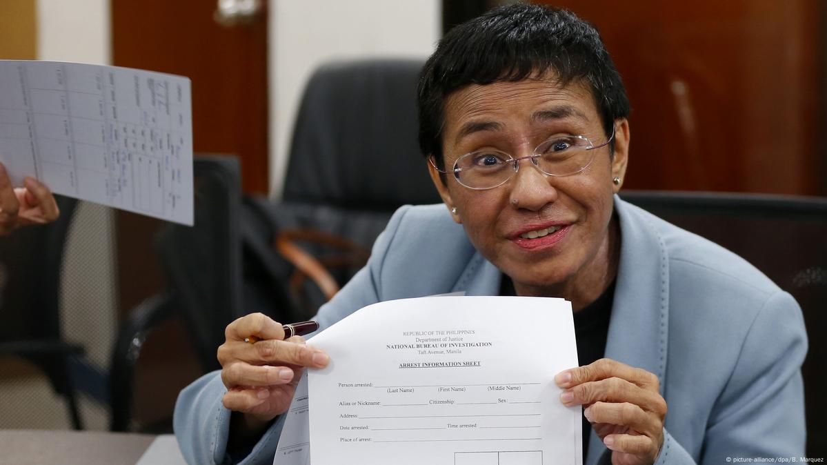 Philippines Detains Duterte-critical Journalist Maria Ressa – DW – 02 ...