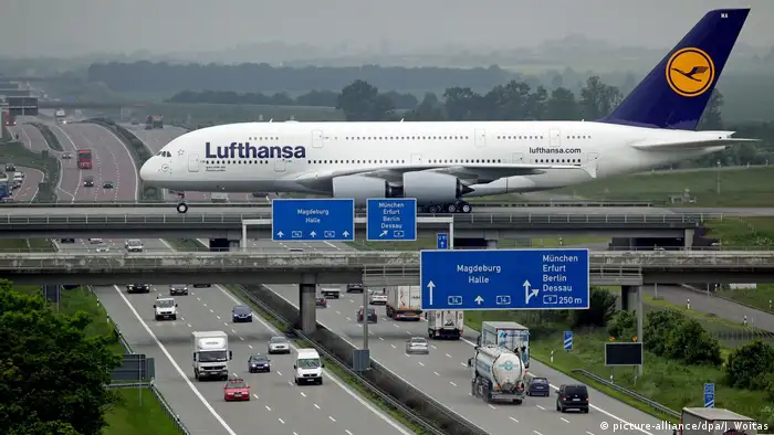 Lufthansa Airbus A380 in Leipzig/Halle