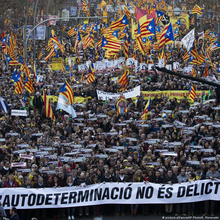 The Catalan conflict: Two U of T experts weigh in on the battle brewing in  Spain