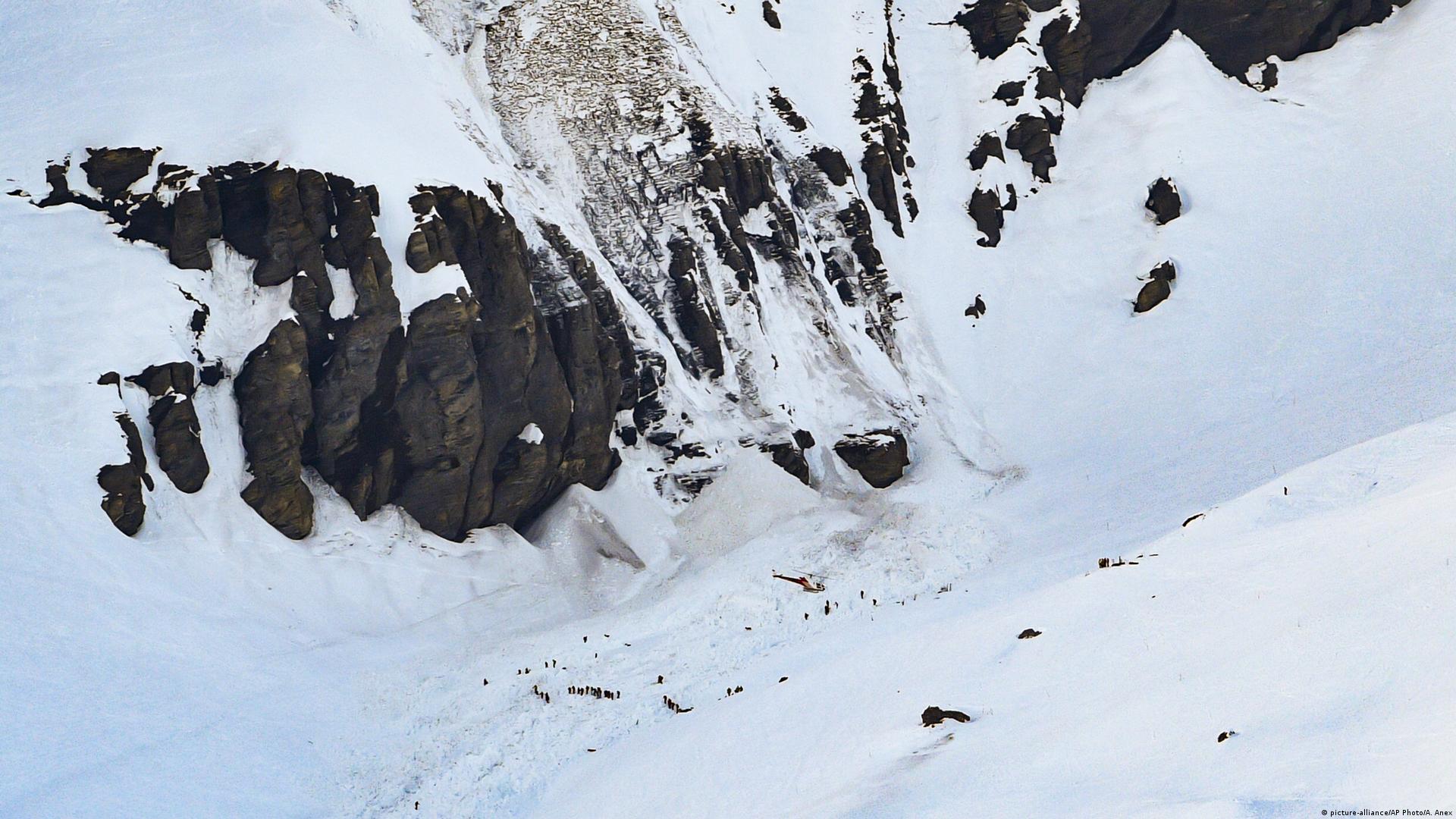 47591635_607.jpg