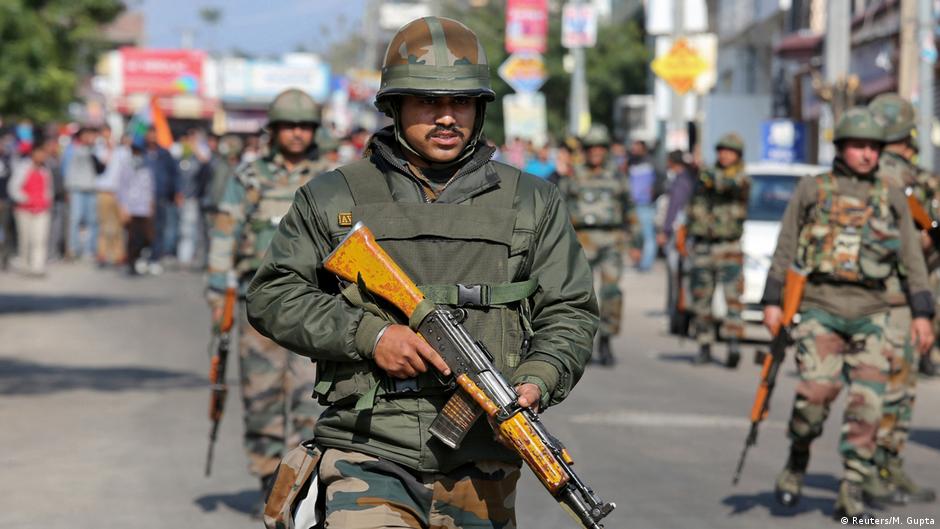 India seeks shift from buying weapons to exporting them