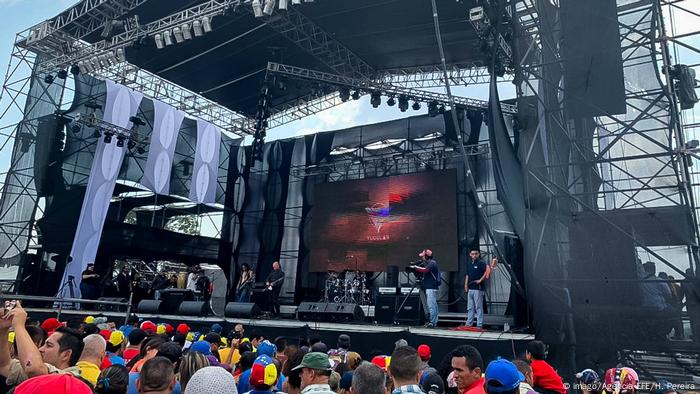 Venezuela | Konzert an der Grenze zu Kolumbien in Urena (imago/Agencia EFE/H. Pereira)