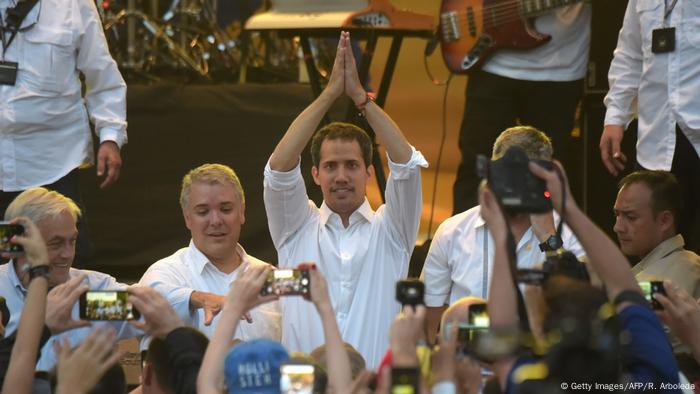 Kolumbien | Juan Guaido auf Konzert an der Grenze zu Venezuela (Getty Images/AFP/R. Arboleda)
