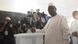 Macky Sall bei der Stimmabgabe Macky Sall bei der Stimmabgabe