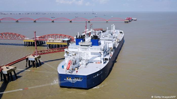 СПГ-танкер Владимир Русанов в Китае