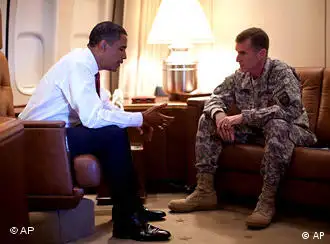 奥巴马10月2日与驻阿美军总指挥官麦克里斯特尔会面