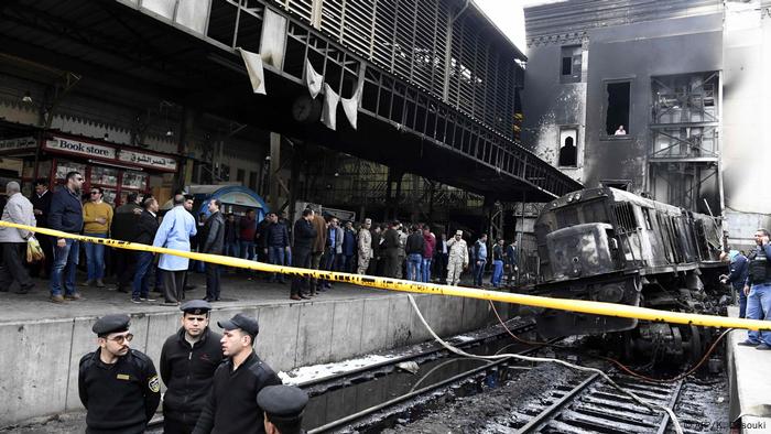 Mindestens 25 Tote Nach Zugungluck Im Hauptbahnhof Von Kairo Aktuell Nahost Dw 27 02 2019