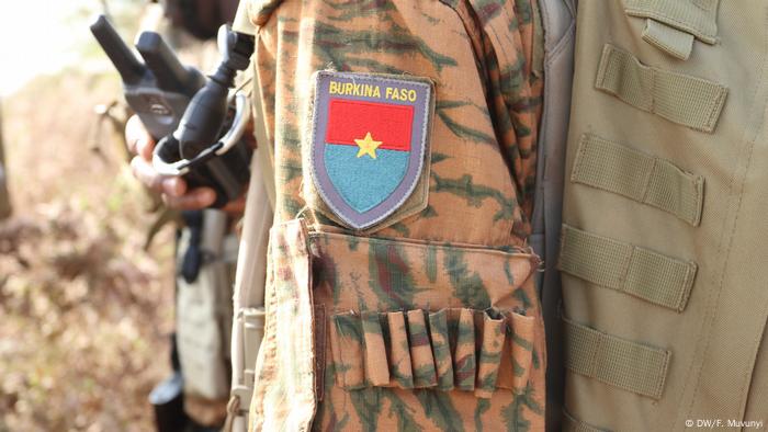 Afrika Burkina Faso l Militär (DW/F. Muvunyi)
