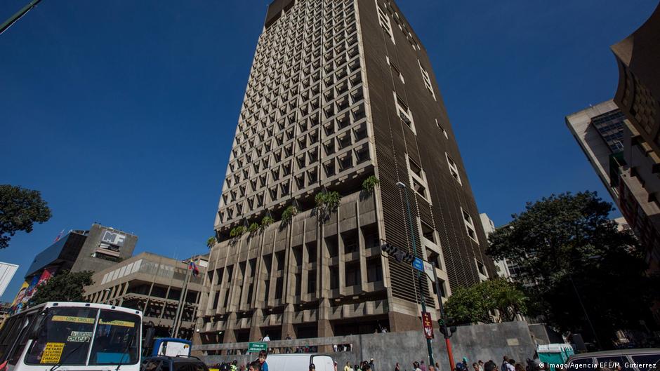 Dimite la presidenta del Banco Central de Venezuela