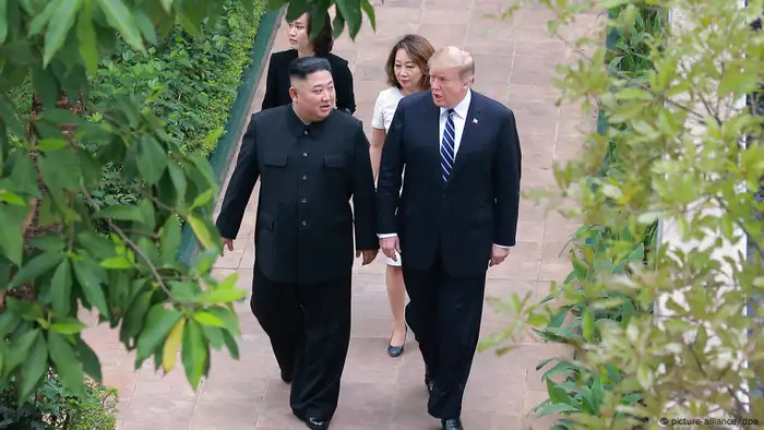 USA-Nordkorea Gipfel - Donald Trump, Kim Jong Un (picture-alliance/dpa)