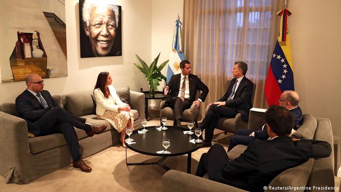 Argentinien, Buenos Aires: Juan Guaido und Mauricio Macri