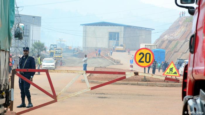 Katuna border crossing between Uganda and Rwanda