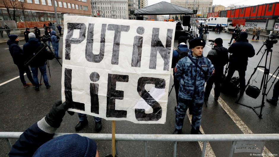 Masha Gessen Depicts Russia S Slide To Totalitarianism Under Putin Books Dw 20 03 2019