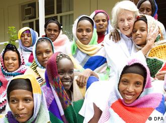 La Dra. Catherine Hamlin, Premio Nobel Alternativo por luchar por la salud de mujeres africanas.