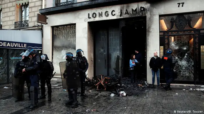 Frankreich Gelbwesten | Proteste & Ausschreitungen in Paris | Longchamp