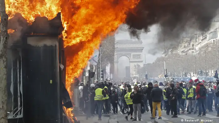 Frankreich Gelbwesten | Proteste & Ausschreitungen in Paris