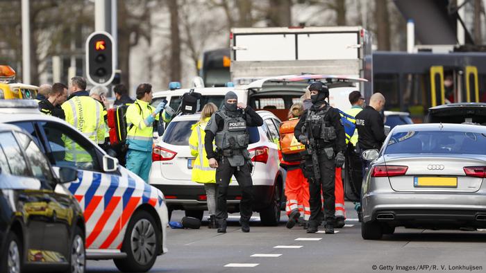 Verletzte nach Schießerei in Utrecht (Getty Images/AFP/R. V. Lonkhuijsen)