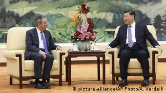 Peking China - Lawrence Bacow - Xi Jinping