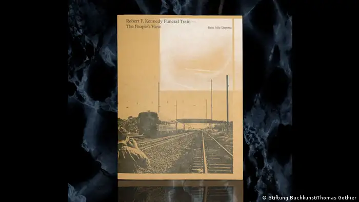 Stiftung Buchkunst - Schönste Bücher der Welt 2019 | Robert F. Kennedy Funeral Train – The People‘s View (Stiftung Buchkunst/Thomas Gothier)
