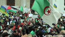 Auslands-Ticker: Algerier machen gegen Bouteflika mobil