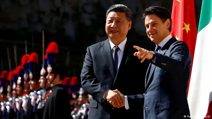 Xi Jinping and Giuseppe Conte