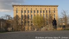 ARCHIV - 06.04.2016, Berlin: Blick auf das Berghain. Eine Halle des Berghains verwandelt sich in eine Eislaufbahn. (zu Berghain wird zur Eislaufbahn vom 23.01.2019) Foto: Paul Zinken/dpa +++ dpa-Bildfunk +++ | Verwendung weltweit