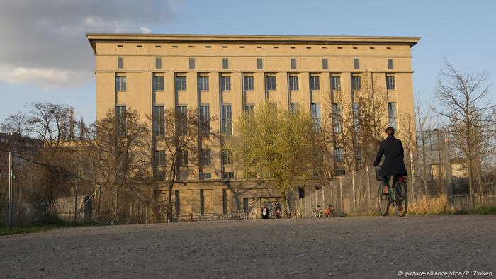 Vista externa do clube techno Berghain, em Berlim