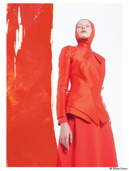H&M's latest look: Hijab-wearing Muslim model stirs debate