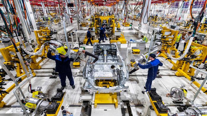 Відкритий завод Daimler поблизу Москви