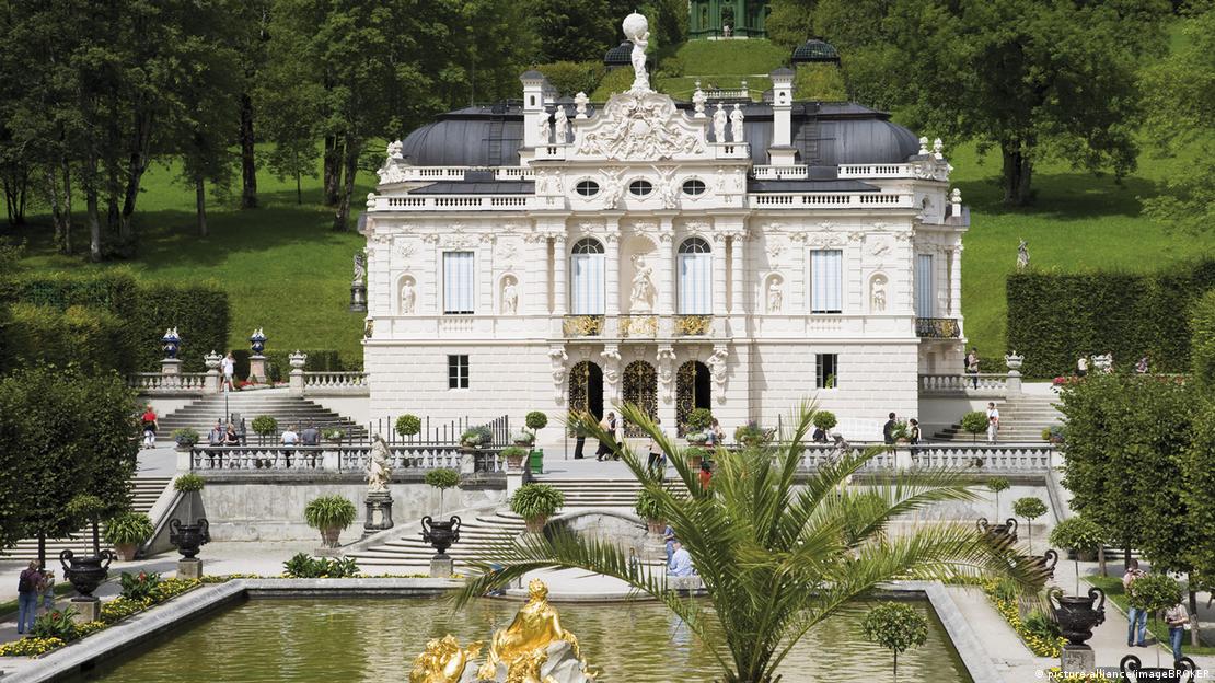 Замок Линдерхоф