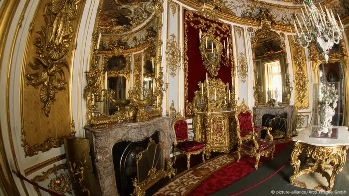 Dining room of Linderhof palace (picture-alliance/Arco Images GmbH)