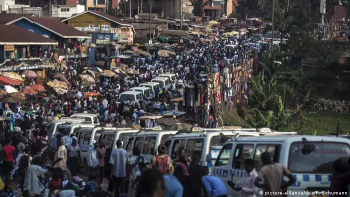 Traffic in Kampala, Uganda. Photo credit: picture-alliance/dpa/F. Schumann.