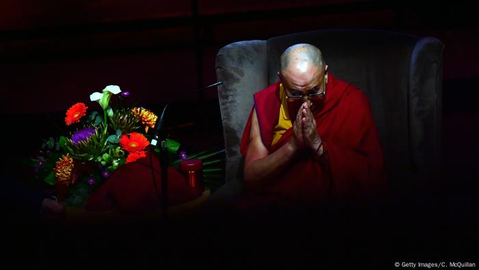 Dalai Lama Ins Krankenhaus Eingeliefert Aktuell Asien Dw 10 04 2019