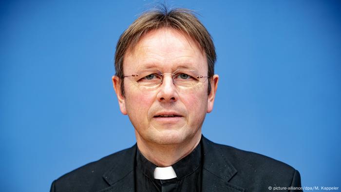 Prälat Karl Jüsten