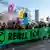 Protesto do grupo ambientalista Extinction Rebellion durante a Semana da Moda em Londres